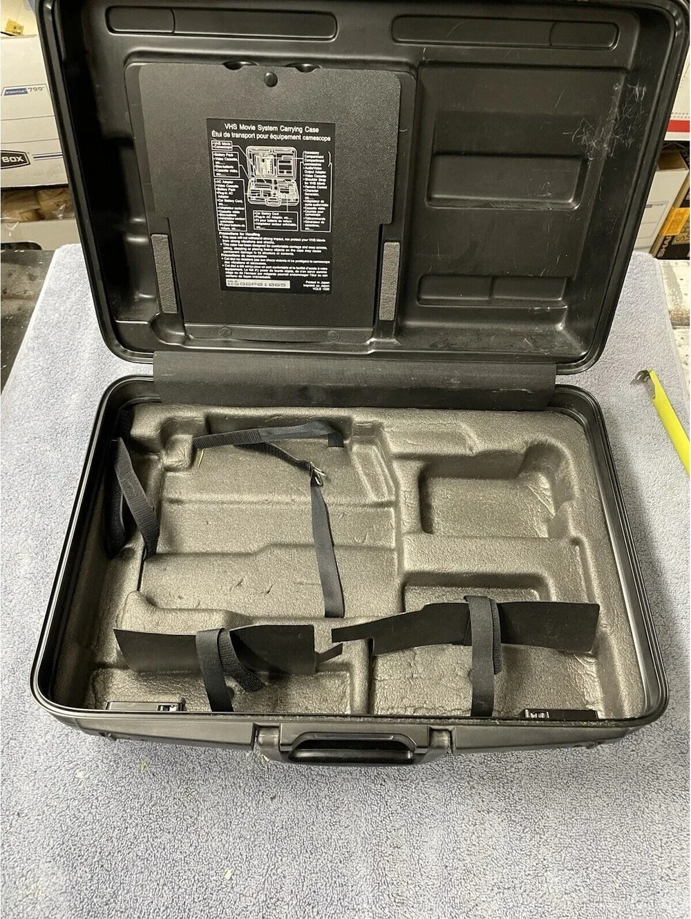 panasonic vhs camcorder- hard case-AF-omni movie
